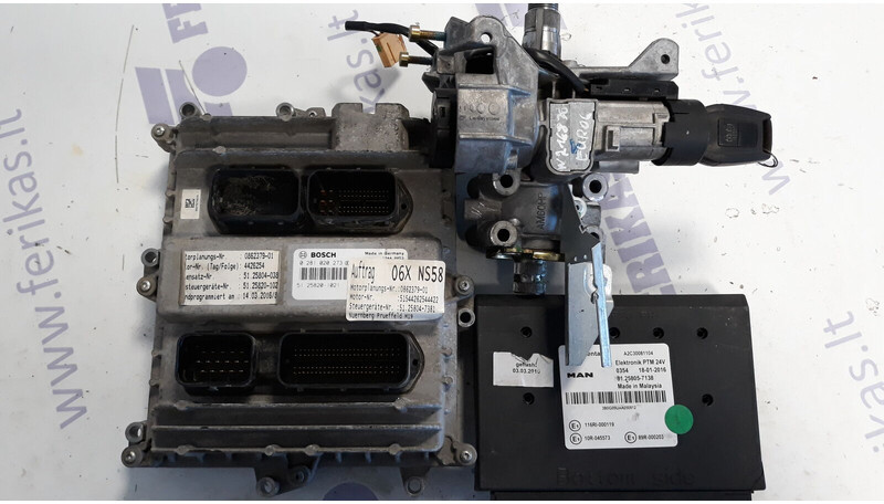 MAN D2676 EURO 6 ECU set , ignition with key - ECU - Teherautó: 1 kép. MAN D2676 EURO 6 ECU set , ignition with key - ECU - Teherautó: 1 kép.
