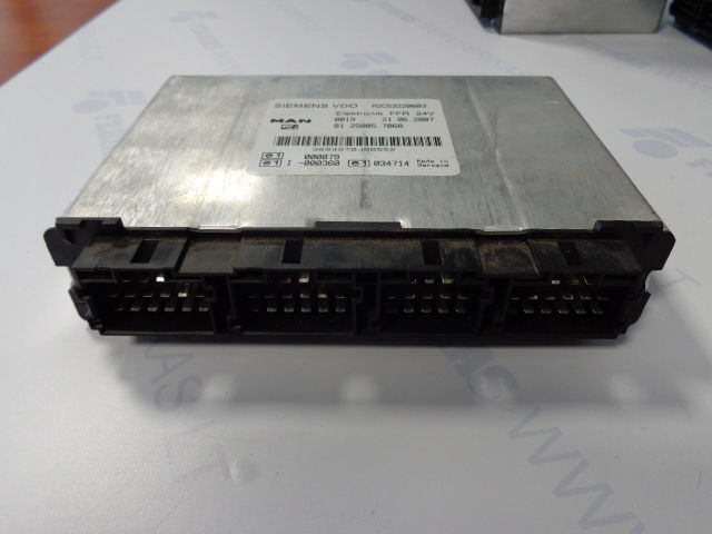 MAN FFR 81258057107, 81258057003, 81258057005, 81258057007, 81258057 - ECU - Teherautó: 4 kép. MAN FFR 81258057107, 81258057003, 81258057005, 81258057007, 81258057 - ECU - Teherautó: 4 kép.