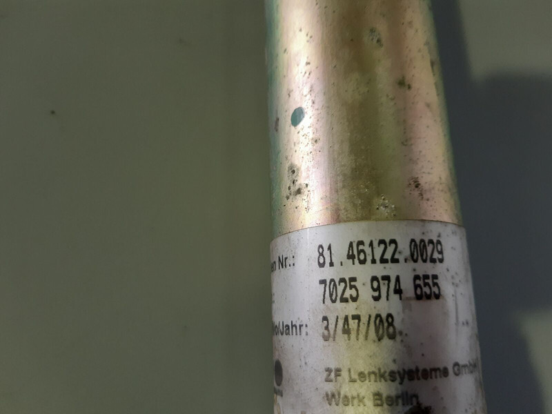 MAN - Kormánymű - Teherautó: 3 kép. MAN - Kormánymű - Teherautó: 3 kép.