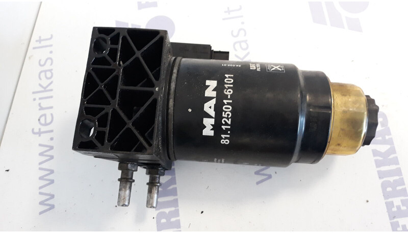 MAN TGX - Üzemanyagszűrő - Teherautó: 1 kép. MAN TGX - Üzemanyagszűrő - Teherautó: 1 kép.