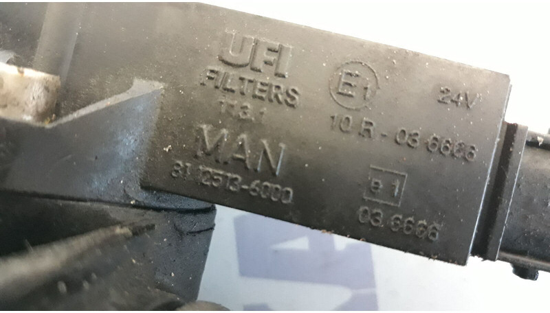 MAN TGX - Üzemanyagszűrő - Teherautó: 5 kép. MAN TGX - Üzemanyagszűrő - Teherautó: 5 kép.