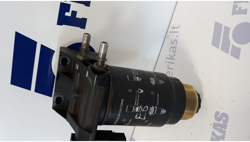 MAN TGX - Üzemanyagszűrő - Teherautó: 4 kép. MAN TGX - Üzemanyagszűrő - Teherautó: 4 kép.