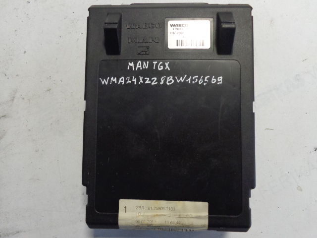 MAN ZBR 2 control unit 81258067113, 81258067105, 81258067079, 812580 - ECU - Teherautó: 1 kép. MAN ZBR 2 control unit 81258067113, 81258067105, 81258067079, 812580 - ECU - Teherautó: 1 kép.