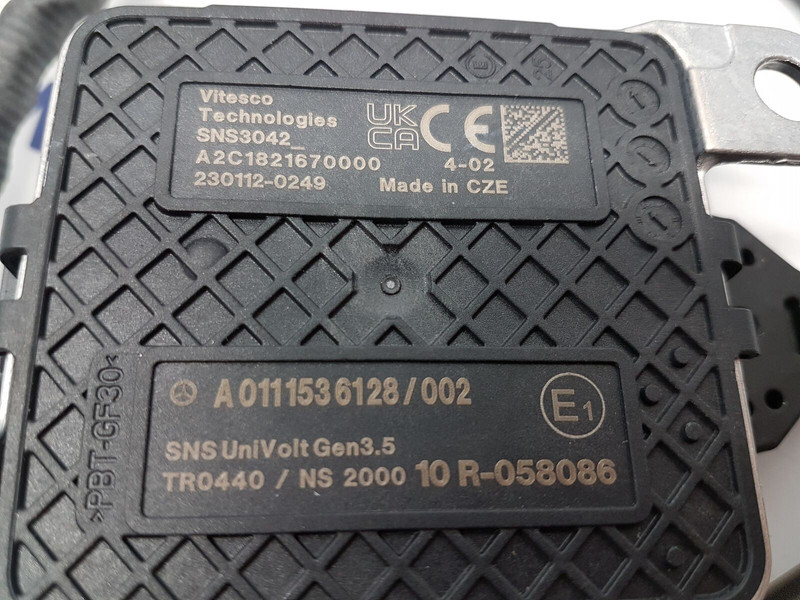 Mercedes-Benz Actros - Érzékelő - Teherautó: 4 kép. Mercedes-Benz Actros - Érzékelő - Teherautó: 4 kép.