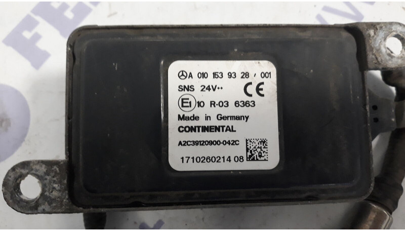 Mercedes-Benz Actros - Érzékelő - Teherautó: 4 kép. Mercedes-Benz Actros - Érzékelő - Teherautó: 4 kép.