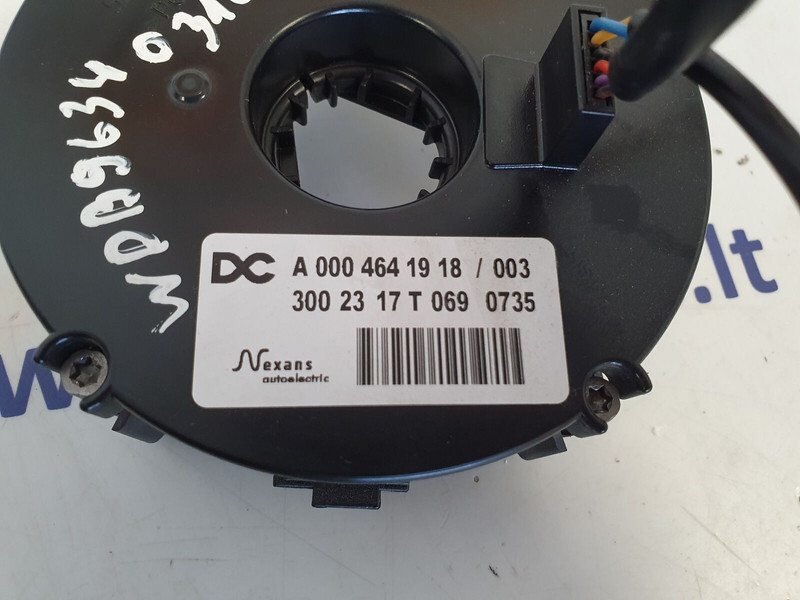 Mercedes-Benz Actros - Érzékelő - Teherautó: 2 kép. Mercedes-Benz Actros - Érzékelő - Teherautó: 2 kép.