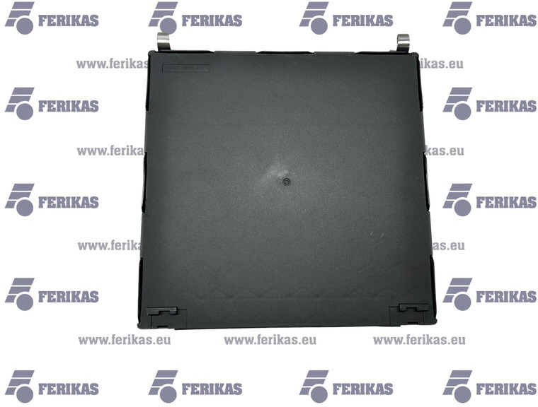 Mercedes-Benz CPC3 - ECU - Teherautó: 3 kép. Mercedes-Benz CPC3 - ECU - Teherautó: 3 kép.