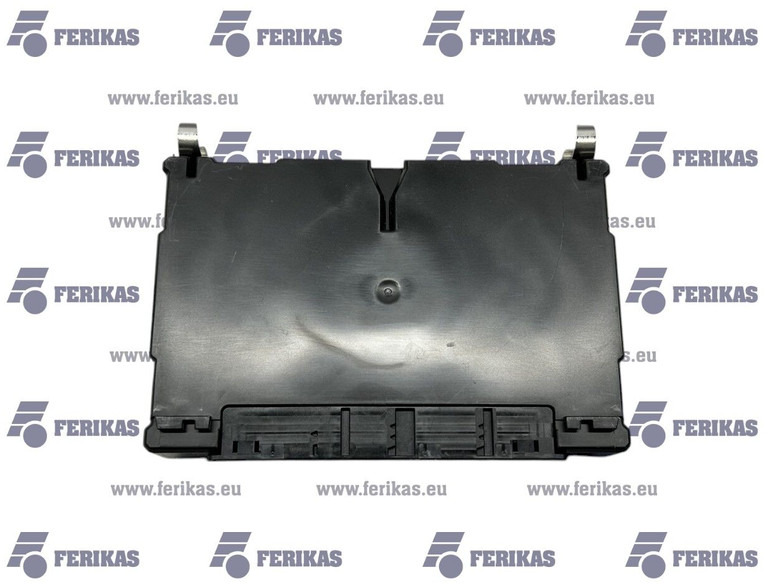 Mercedes-Benz CPC5 control device - ECU - Teherautó: 2 kép. Mercedes-Benz CPC5 control device - ECU - Teherautó: 2 kép.