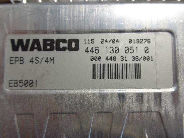 Mercedes-Benz EPB - ECU - Teherautó: 2 kép. Mercedes-Benz EPB - ECU - Teherautó: 2 kép.