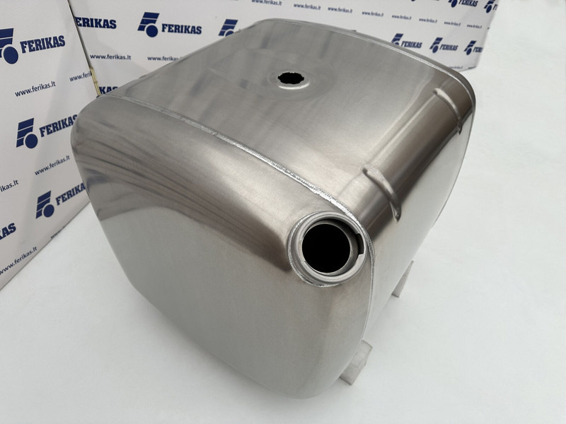 Mercedes-Benz New aluminum fuel tank 290L - Üzemanyag tartály - Teherautó: 3 kép. Mercedes-Benz New aluminum fuel tank 290L - Üzemanyag tartály - Teherautó: 3 kép.