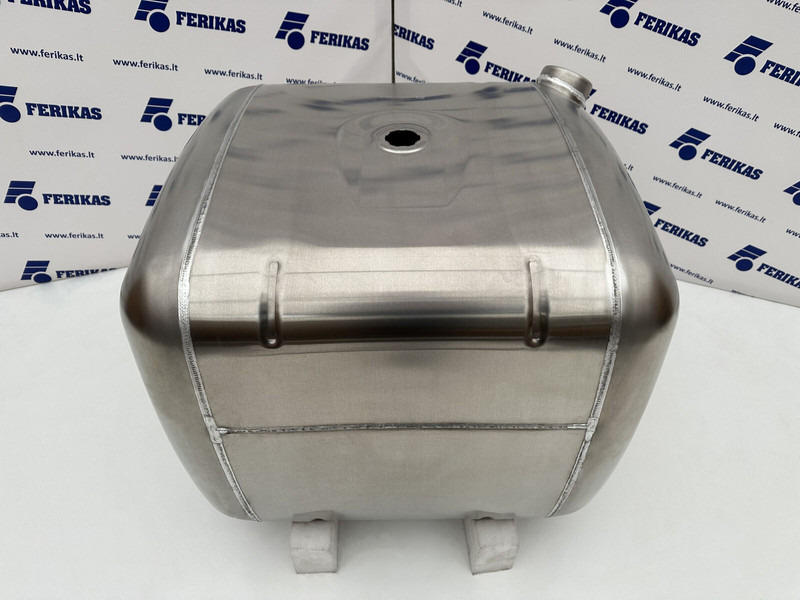 Mercedes-Benz New aluminum fuel tank 290L - Üzemanyag tartály - Teherautó: 4 kép. Mercedes-Benz New aluminum fuel tank 290L - Üzemanyag tartály - Teherautó: 4 kép.