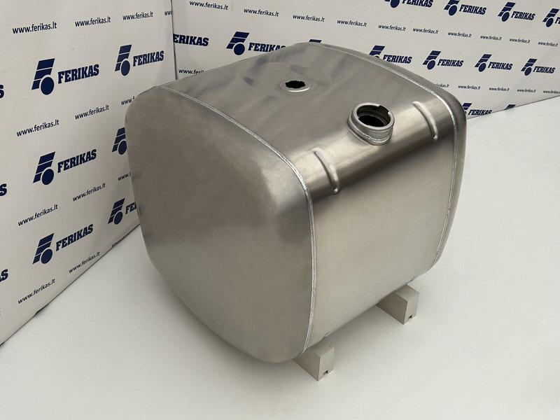 Mercedes-Benz New aluminum fuel tank 320 L. - Üzemanyag tartály - Teherautó: 2 kép. Mercedes-Benz New aluminum fuel tank 320 L. - Üzemanyag tartály - Teherautó: 2 kép.