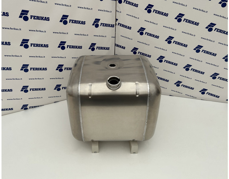 Mercedes-Benz New aluminum fuel tank 320 L. - Üzemanyag tartály - Teherautó: 1 kép. Mercedes-Benz New aluminum fuel tank 320 L. - Üzemanyag tartály - Teherautó: 1 kép.