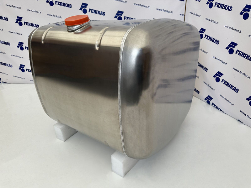Mercedes-Benz New aluminum fuel tank 360 L. - Üzemanyag tartály - Teherautó: 2 kép. Mercedes-Benz New aluminum fuel tank 360 L. - Üzemanyag tartály - Teherautó: 2 kép.