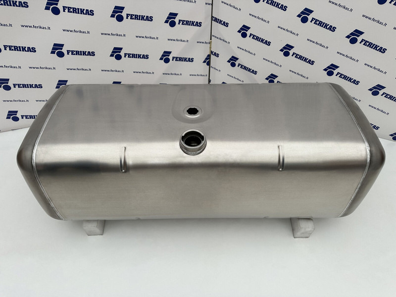 Mercedes-Benz New aluminum fuel tank 500L - Üzemanyag tartály - Teherautó: 1 kép. Mercedes-Benz New aluminum fuel tank 500L - Üzemanyag tartály - Teherautó: 1 kép.