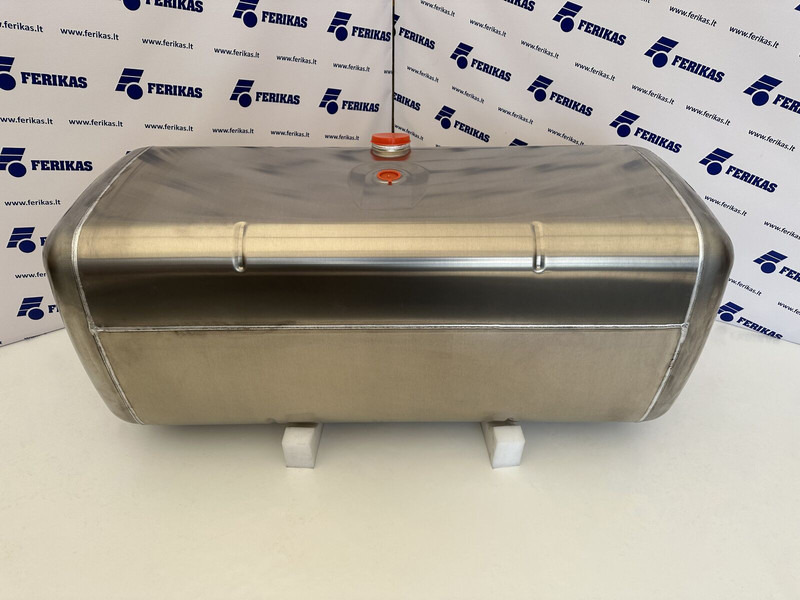 Mercedes-Benz New aluminum fuel tank 630L - Üzemanyag tartály - Teherautó: 5 kép. Mercedes-Benz New aluminum fuel tank 630L - Üzemanyag tartály - Teherautó: 5 kép.