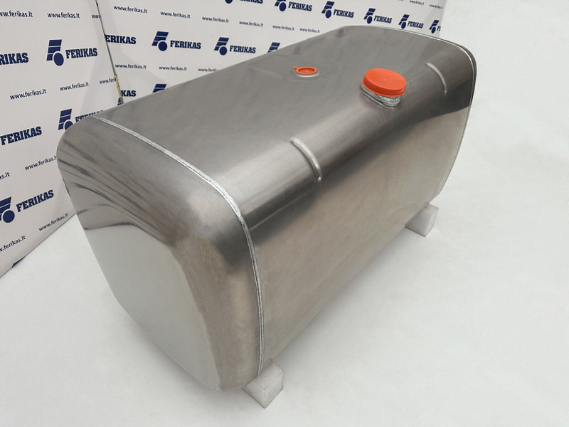 Mercedes-Benz aluminum fuel tank - Üzemanyag tartály - Teherautó: 3 kép. Mercedes-Benz aluminum fuel tank - Üzemanyag tartály - Teherautó: 3 kép.