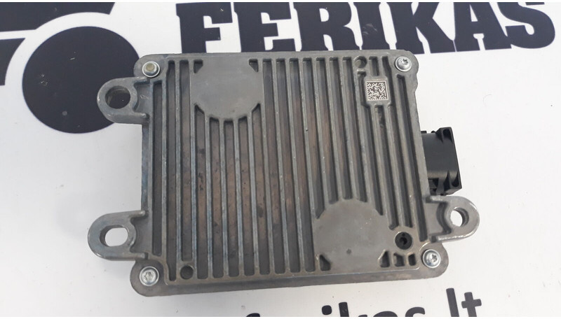 Mercedes-Benz distance radar sensor - Érzékelő - Teherautó: 4 kép. Mercedes-Benz distance radar sensor - Érzékelő - Teherautó: 4 kép.