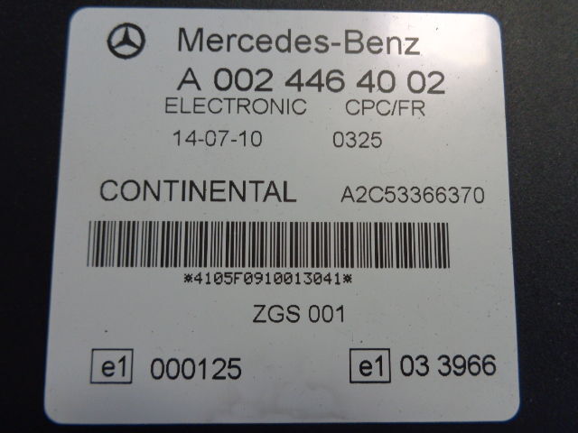 Mercedes-Benz electronic CPC FR control unit A (WORLDWIDE DELIVERY) - ECU - Teherautó: 2 kép. Mercedes-Benz electronic CPC FR control unit A (WORLDWIDE DELIVERY) - ECU - Teherautó: 2 kép.
