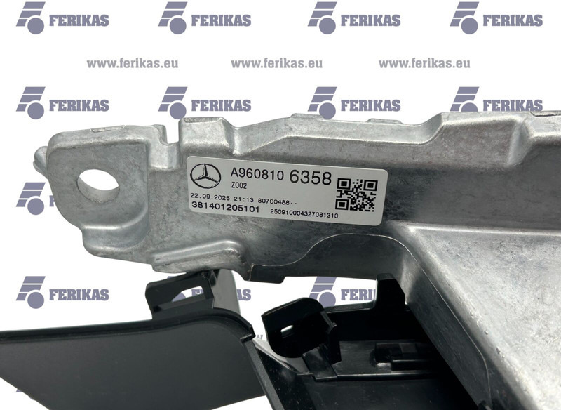 Mercedes-Benz rear view camera, left side - Visszapillantó tükör - Teherautó: 5 kép. Mercedes-Benz rear view camera, left side - Visszapillantó tükör - Teherautó: 5 kép.