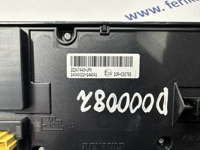 Renault A/C heater control unit - ECU - Teherautó: 3 kép. Renault A/C heater control unit - ECU - Teherautó: 3 kép.