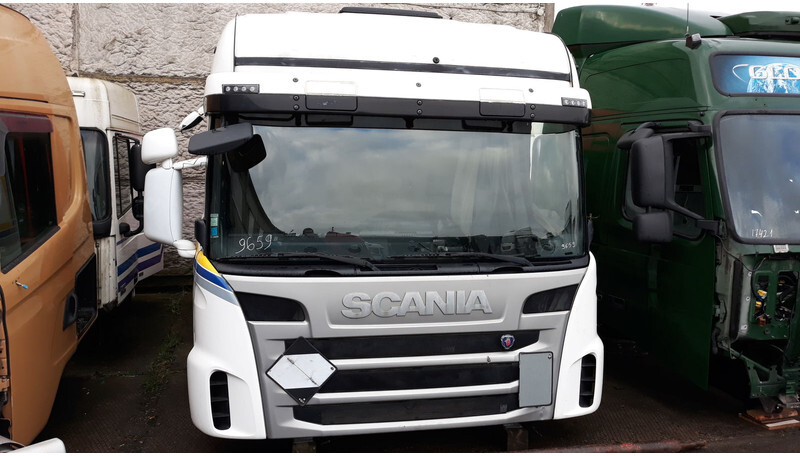 Scania CR19 - Fülke és belső tér - Teherautó: 1 kép. Scania CR19 - Fülke és belső tér - Teherautó: 1 kép.