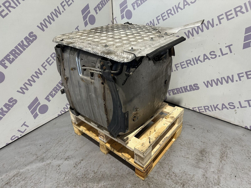 Scania - Katalizátor - Teherautó: 1 kép. Scania - Katalizátor - Teherautó: 1 kép.