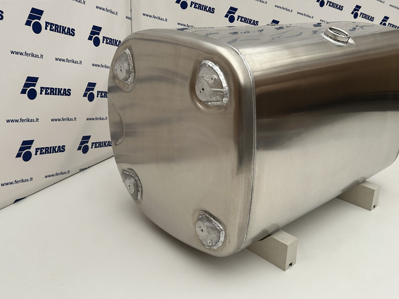 Scania New aluminum fuel tank 485L - Üzemanyag tartály - Teherautó: 2 kép. Scania New aluminum fuel tank 485L - Üzemanyag tartály - Teherautó: 2 kép.