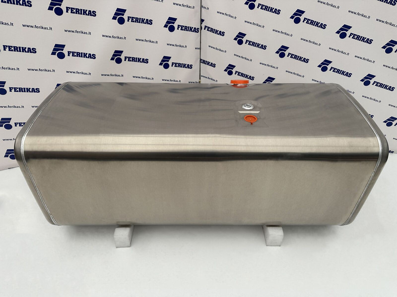 Scania New aluminum fuel tank 700L - Üzemanyag tartály - Teherautó: 4 kép. Scania New aluminum fuel tank 700L - Üzemanyag tartály - Teherautó: 4 kép.