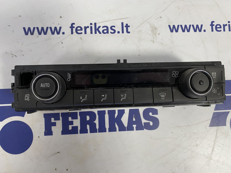 Scania R - Műszerfal - Teherautó: 1 kép. Scania R - Műszerfal - Teherautó: 1 kép.