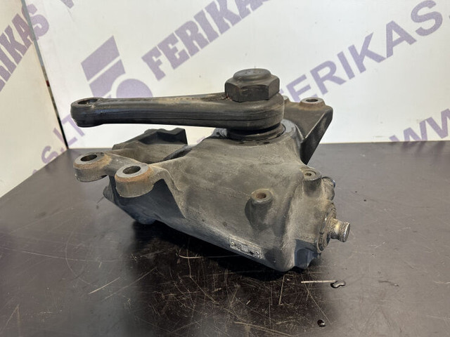 Scania power steering gear - Kormányoszlop - Teherautó: 2 kép. Scania power steering gear - Kormányoszlop - Teherautó: 2 kép.