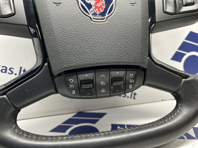 Scania steering wheel - Kormánykerék - Teherautó: 4 kép. Scania steering wheel - Kormánykerék - Teherautó: 4 kép.