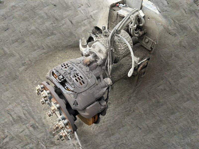 Scania tag axle AM602SA - Hátsó tengely - Teherautó: 4 kép. Scania tag axle AM602SA - Hátsó tengely - Teherautó: 4 kép.