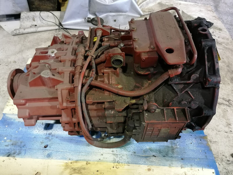 ZF 12as1800 - Sebességváltó - Teherautó: 4 kép. ZF 12as1800 - Sebességváltó - Teherautó: 4 kép.