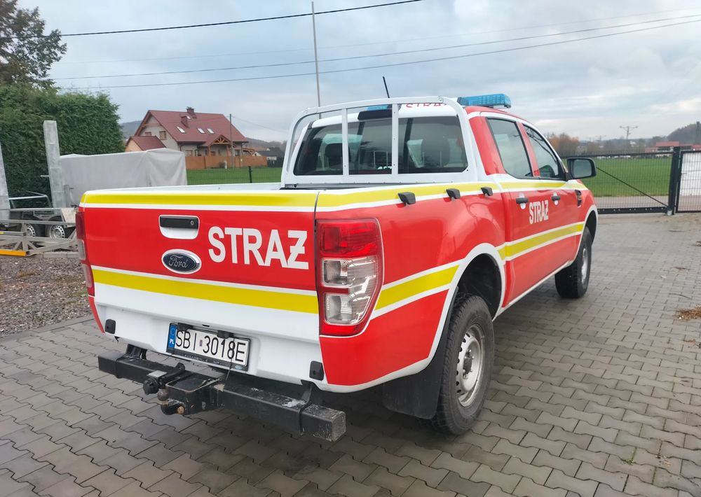 Ford Ranger 4x4 2.0 TDCI Straż strażacki pożarniczy ratowniczy pickup (Amarok, Navara, L200, Hilux) - Pickup: 4 kép. Ford Ranger 4x4 2.0 TDCI Straż strażacki pożarniczy ratowniczy pickup (Amarok, Navara, L200, Hilux) - Pickup: 4 kép.