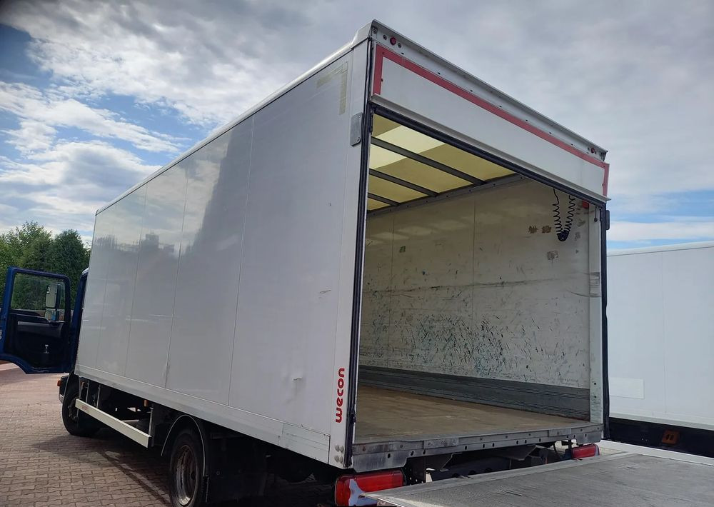 Inny ZABUDOWA KONTENER - Dobozos felépítményű teherautó: 5 kép. Inny ZABUDOWA KONTENER - Dobozos felépítményű teherautó: 5 kép.