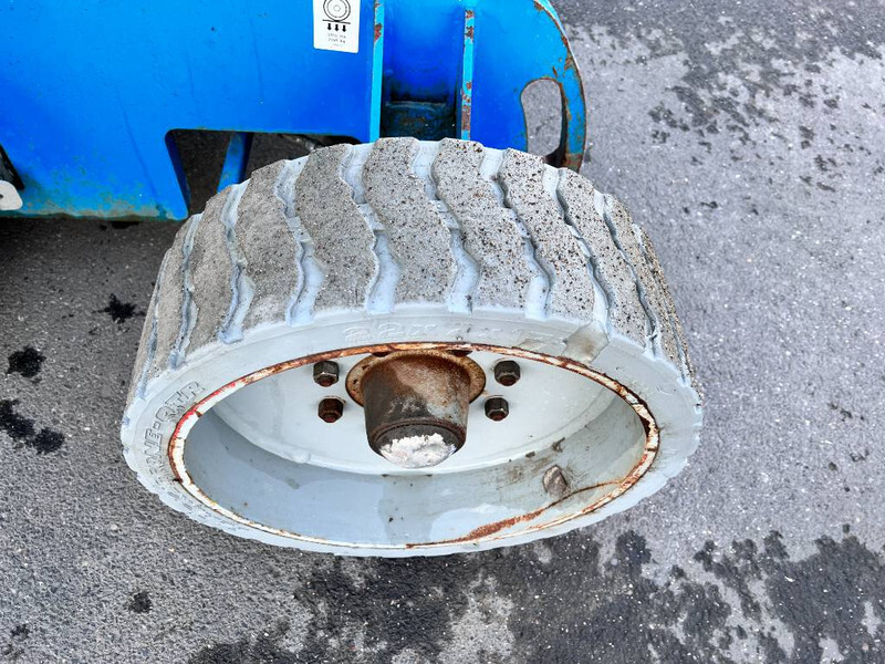 Személyemelő Genie Z34/22N elektro 12m (1437): 18 kép.