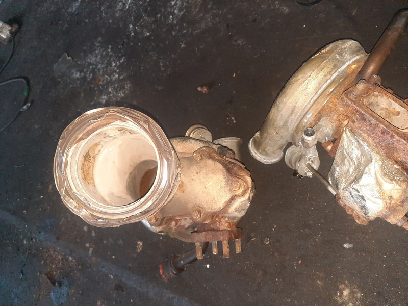 BORGWARNER man - Turbó: 4 kép. BORGWARNER man - Turbó: 4 kép.