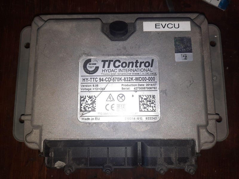 Iveco ACTIA - ECU: 3 kép. Iveco ACTIA - ECU: 3 kép.