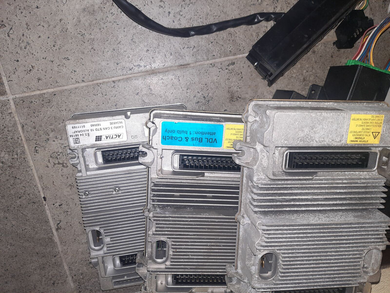 Iveco ACTIA - ECU: 1 kép. Iveco ACTIA - ECU: 1 kép.