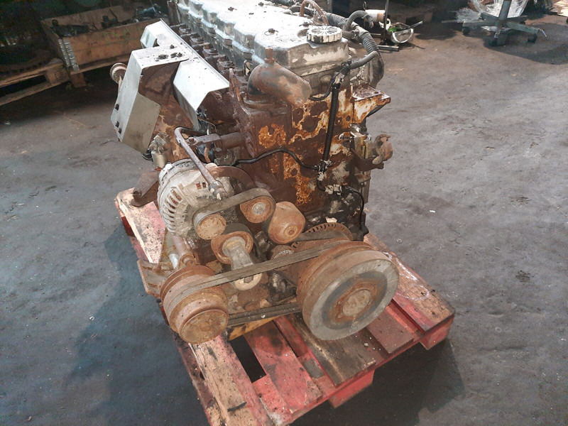 Iveco Tector 6 - Motor: 5 kép. Iveco Tector 6 - Motor: 5 kép.