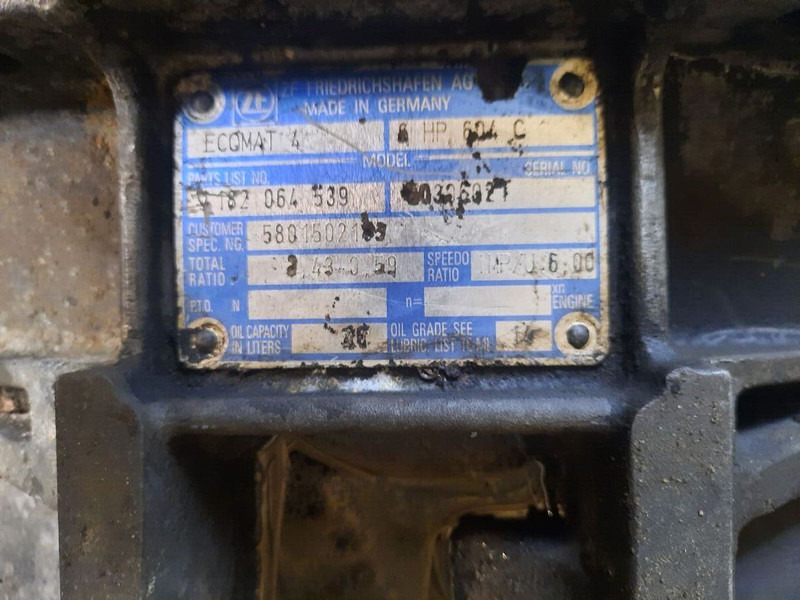 Iveco ZF 6HP604C Cursor 8. 6HP594C - Sebességváltó: 2 kép. Iveco ZF 6HP604C Cursor 8. 6HP594C - Sebességváltó: 2 kép.