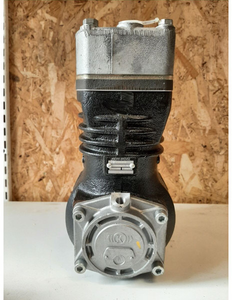 KNORR-BREMSE LP 4815 - Motor és alkatrészek: 1 kép. KNORR-BREMSE LP 4815 - Motor és alkatrészek: 1 kép.