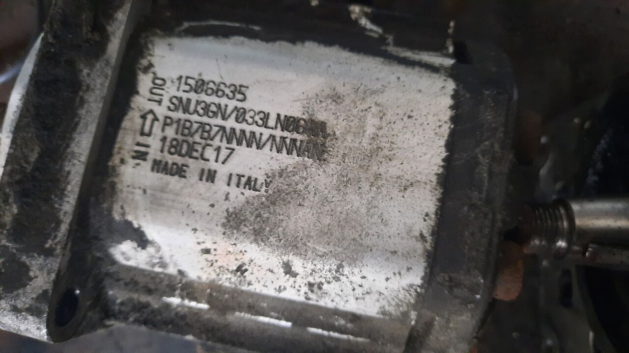 MAN BOSCH /SAUER - Radiátor - Busz: 2 kép. MAN BOSCH /SAUER - Radiátor - Busz: 2 kép.