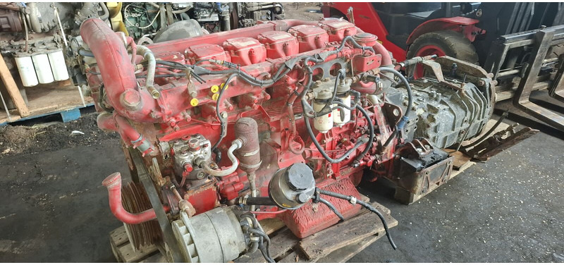 MAN D2866 LOH27 - Motor: 1 kép. MAN D2866 LOH27 - Motor: 1 kép.