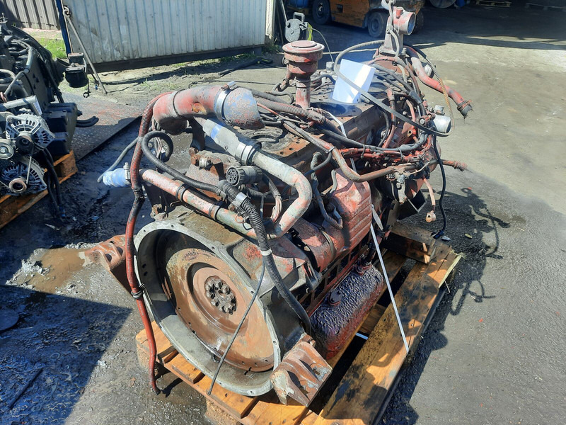 MAN D2866LOH27 zapchast - Motor: 3 kép. MAN D2866LOH27 zapchast - Motor: 3 kép.
