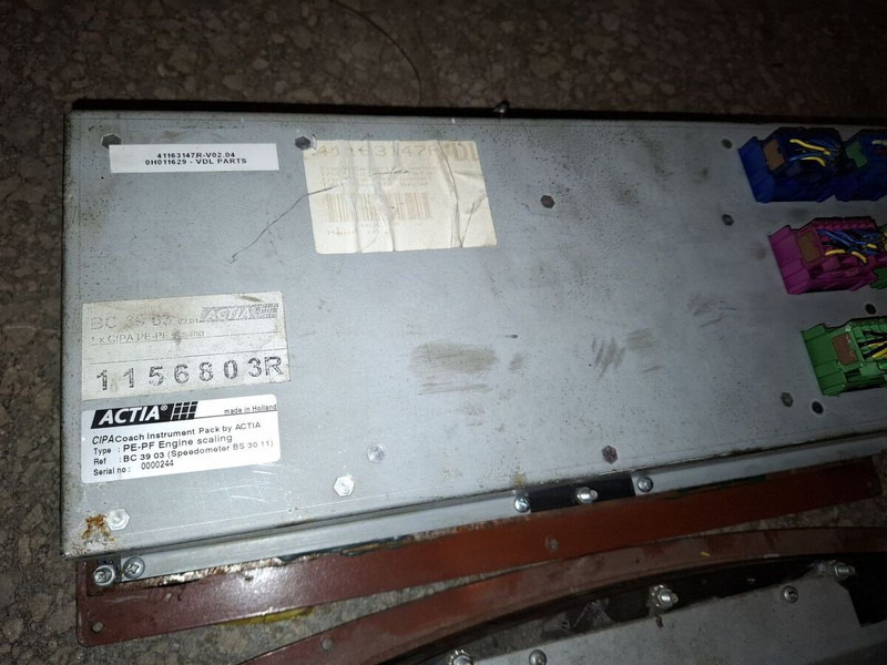 MAN DAF/ NEOPLAN. Mersedes. Iveko - Műszerfal: 2 kép. MAN DAF/ NEOPLAN. Mersedes. Iveko - Műszerfal: 2 kép.