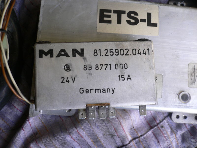 MAN ETS-L - ECU: 2 kép. MAN ETS-L - ECU: 2 kép.