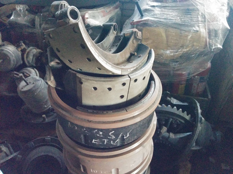 MAN Intarder EST-32 ZF-6009058022 - ECU: 5 kép. MAN Intarder EST-32 ZF-6009058022 - ECU: 5 kép.