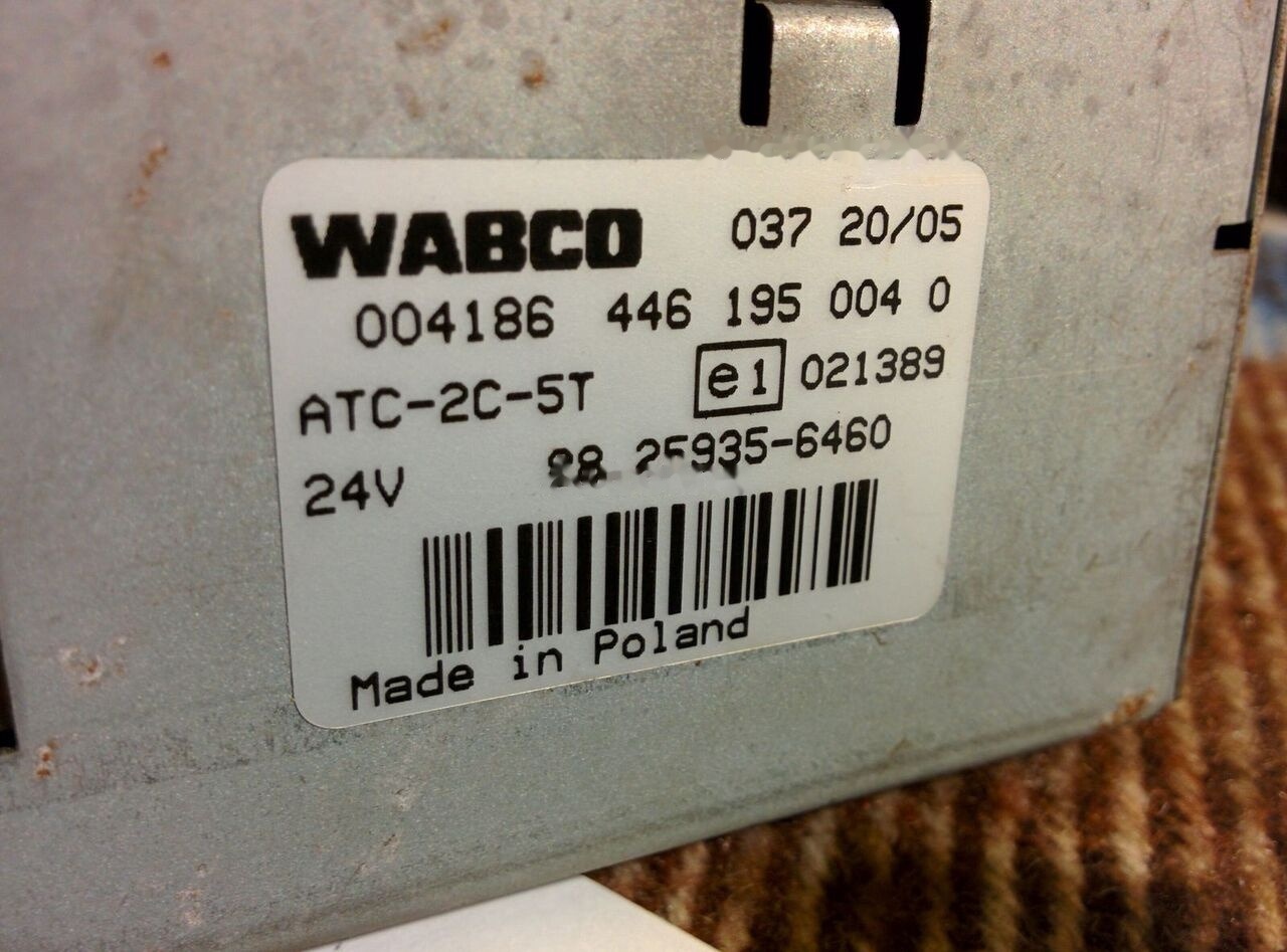 MAN Wabco 037 20/05 . 4461950040 83.25814-6003 MAN LionsCiti - ECU - Busz: 5 kép. MAN Wabco 037 20/05 . 4461950040 83.25814-6003 MAN LionsCiti - ECU - Busz: 5 kép.